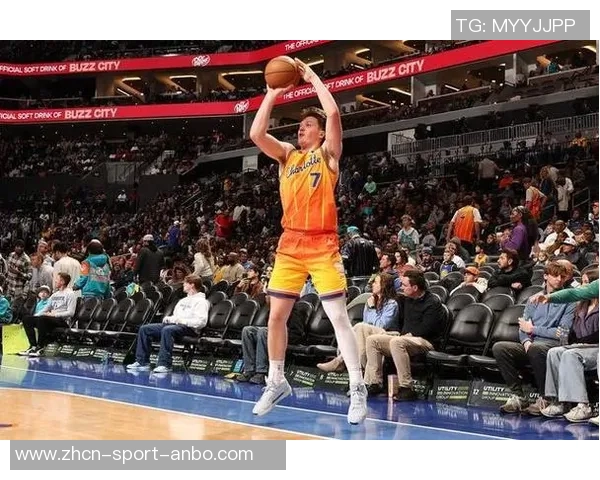 克尼佩尔双十表现引领球队科沃德与皮维共同发力助力胜利