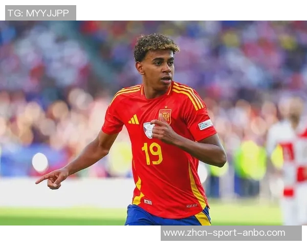 FC26年度蓝球员候选名单公布亚马尔拉菲中场入选梅西C罗再度争夺荣誉