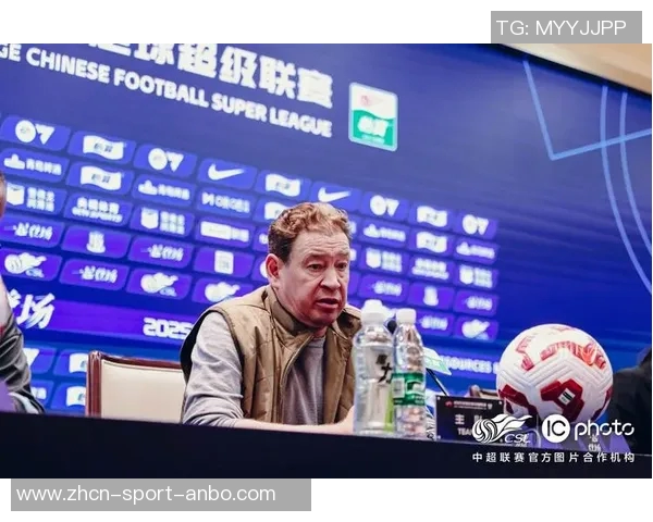 2025华润饮料中超联赛第29轮上海申花与深圳新鹏城赛后发布会精彩回顾与分析